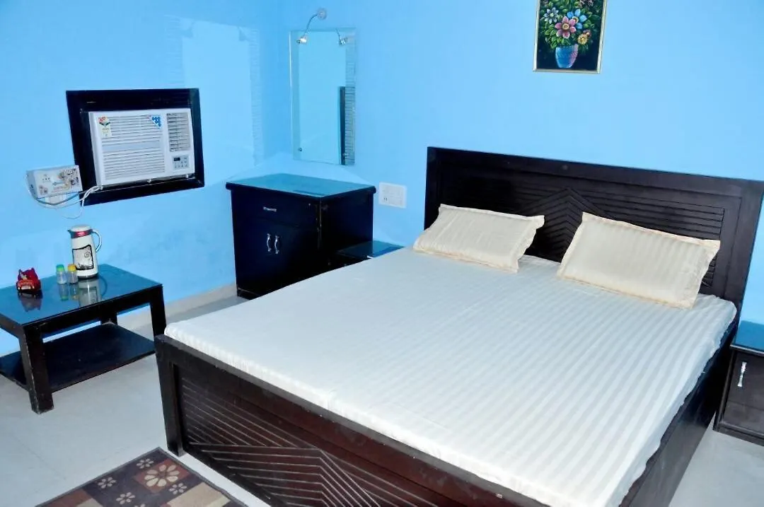 Hotel Tourist Bar & Restaurant Agra