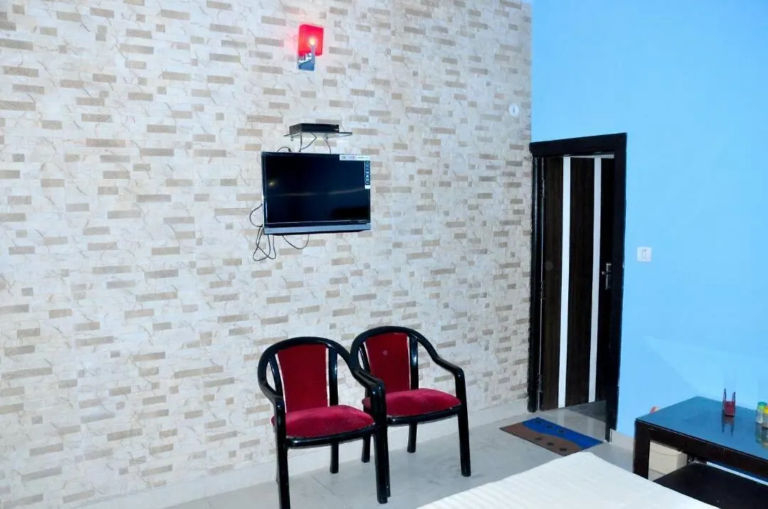 Hotel Tourist Bar & Restaurant Agra  Indie